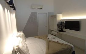 Laguna Beach Flat Hotel 3*